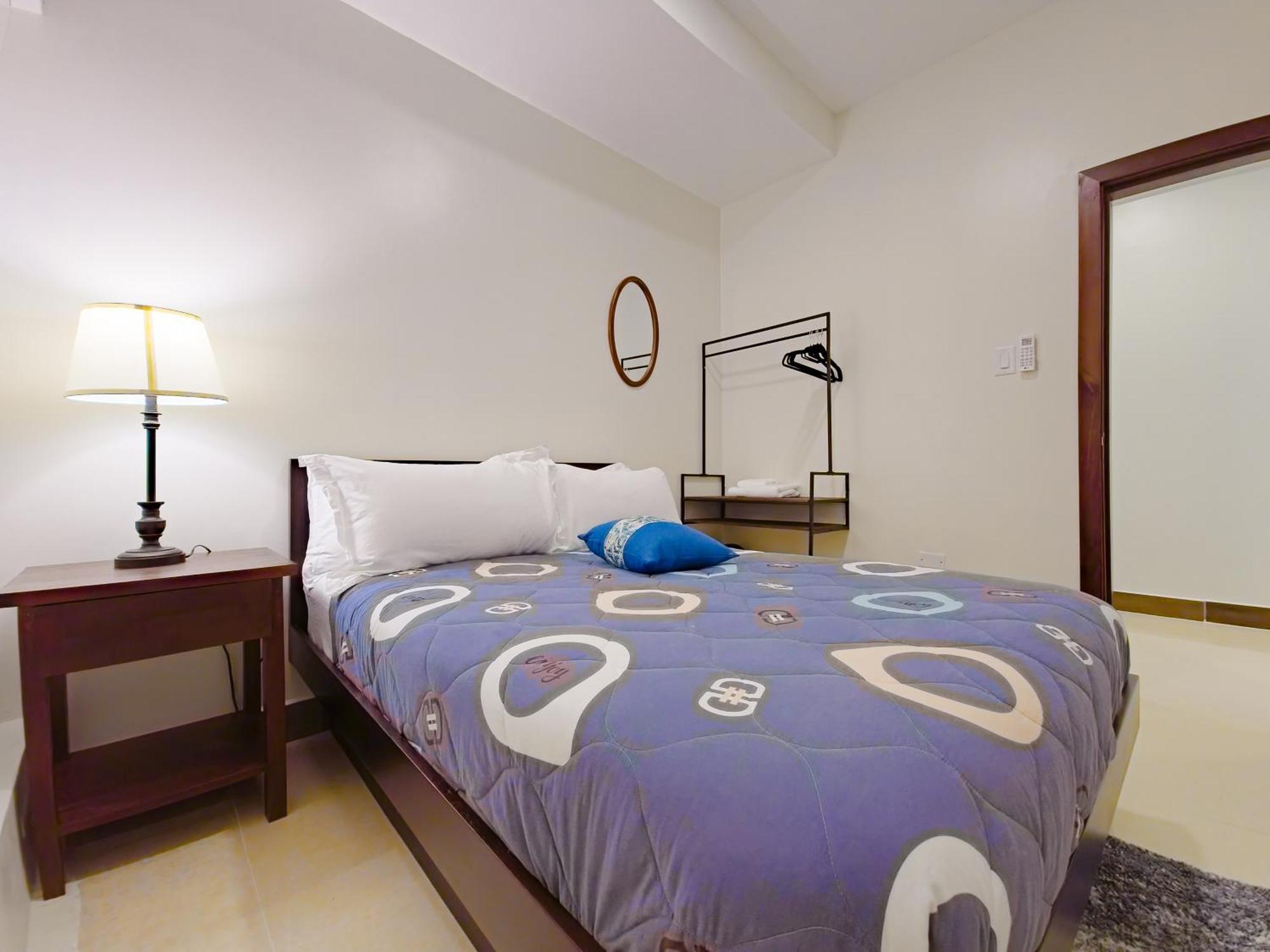 Louis' Apartments Placencia Экстерьер фото