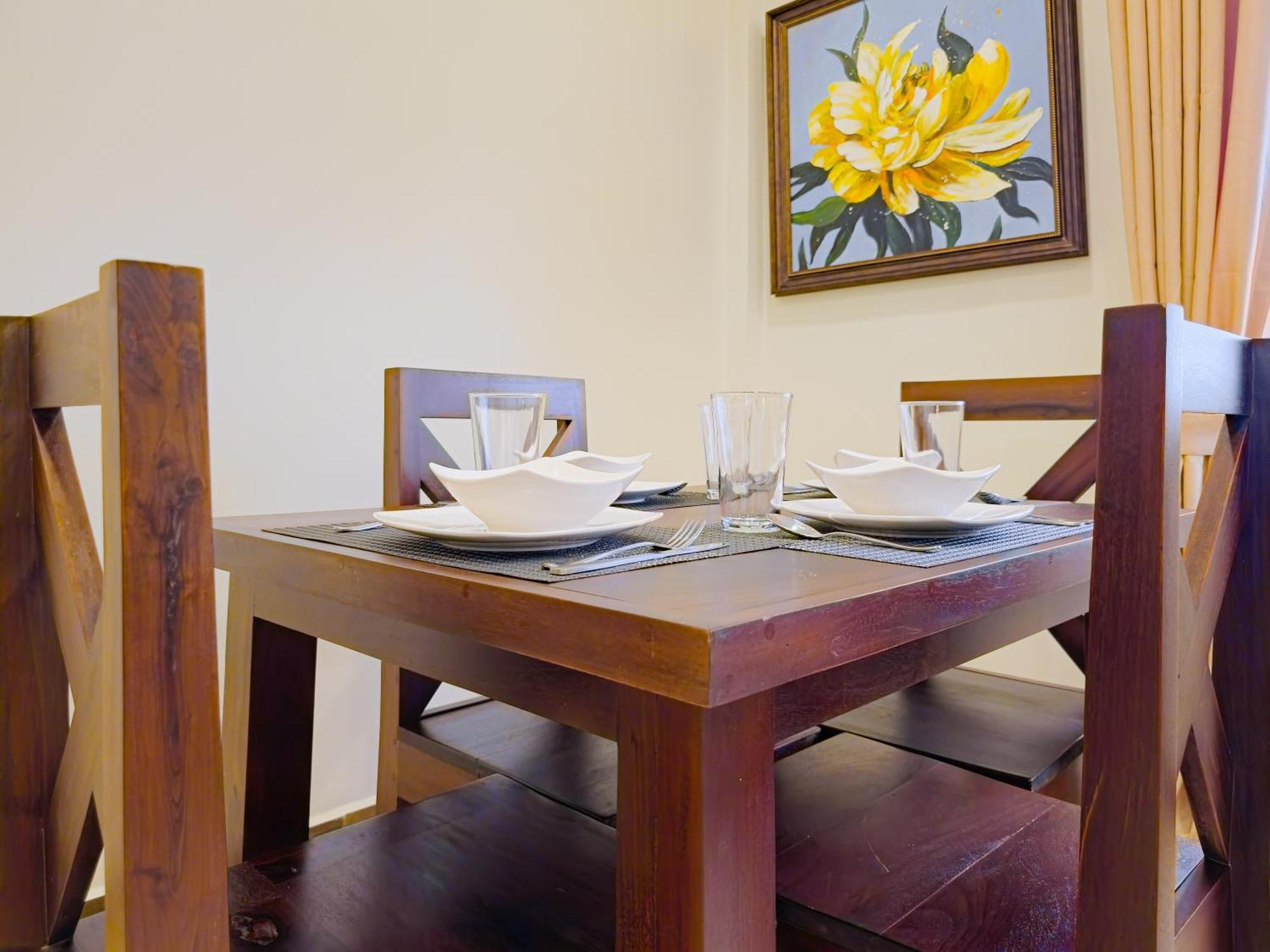 Louis' Apartments Placencia Экстерьер фото